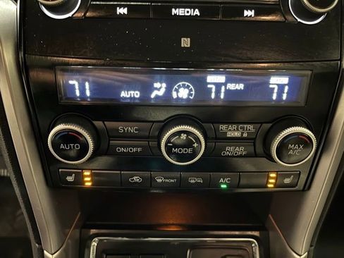 Used 2019 Subaru Ascent Premium AWD/4WD image 37