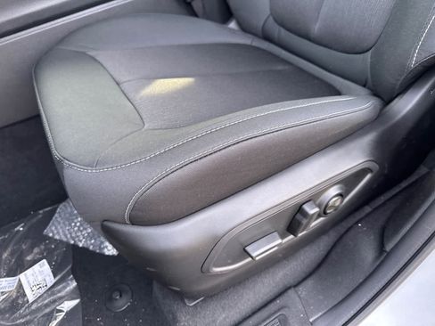 New 2025 Jeep Grand Cherokee Laredo X w/ Trailer Tow Package image 16