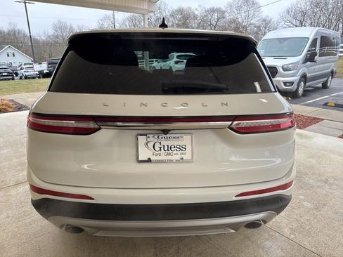 Used 2022 Lincoln Corsair AWD w/ Equipment Group 101A image 7