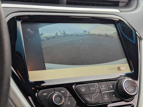 Used 2021 Chevrolet Bolt LT image 30