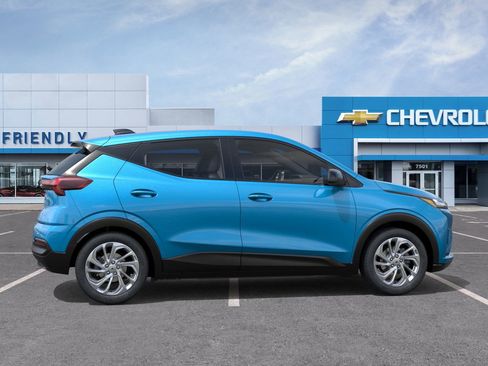 New 2027 Chevrolet Bolt LT image 5