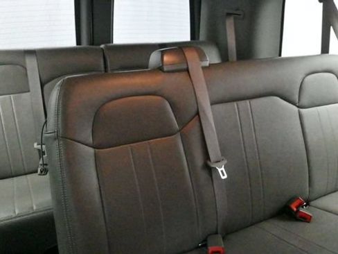 Used 2024 Chevrolet Express 3500 LS RWD image 14