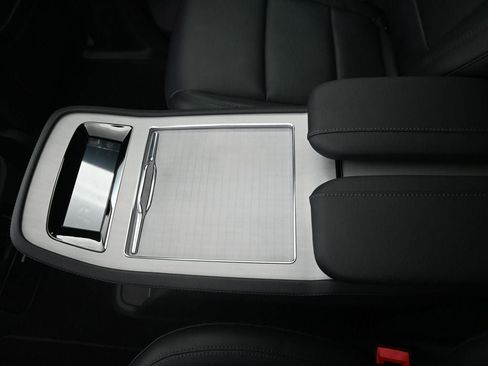 New 2026 Lincoln Navigator L Reserve w/ Jet Appearance Package image 37