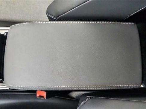 Used 2025 Volkswagen ID.4 Pro image 56