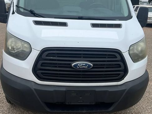 Used 2015 Ford Transit 250 130 Low Roof RWD image 6