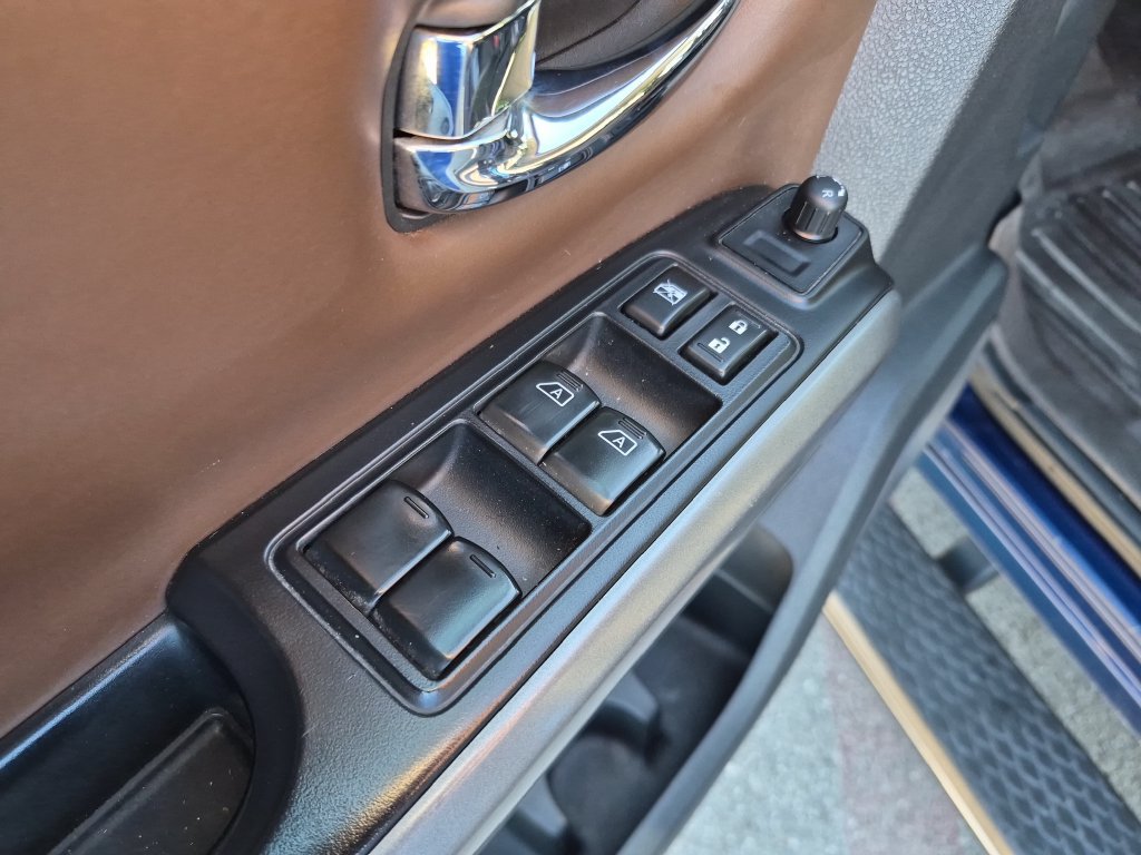 Used 2016 Nissan Titan Platinum Reserve RWD image 17