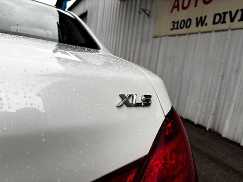 Used 2005 Toyota Avalon XLS image 6