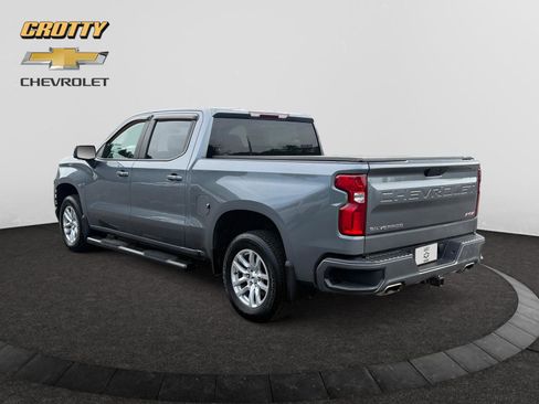 Used 2022 Chevrolet Silverado 1500 RST AWD/4WD image 3