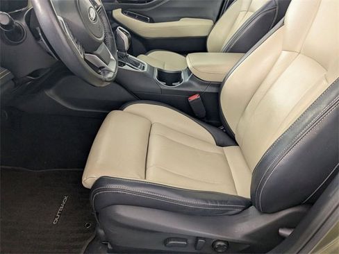 Used 2023 Subaru Outback Limited image 14