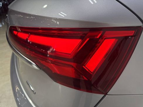 Used 2021 Audi Q5 2.0T Premium Plus w/ Premium Plus Package image 13