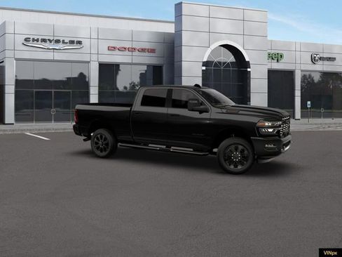 New 2026 RAM 2500 Big Horn AWD/4WD image 7