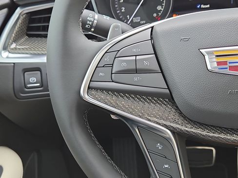 New 2025 Cadillac XT5 Sportv w/ Technology Package image 21