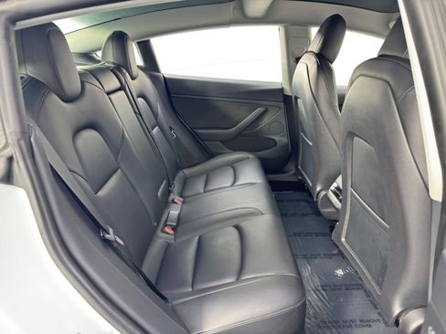 Used 2021 Tesla Model 3 Performance image 41