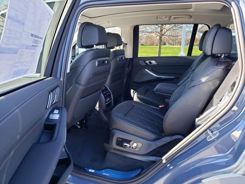New 2026 BMW X7 xDrive40i AWD/4WD image 7