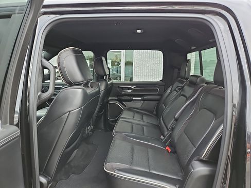 Used 2021 RAM 1500 Laramie AWD/4WD image 10