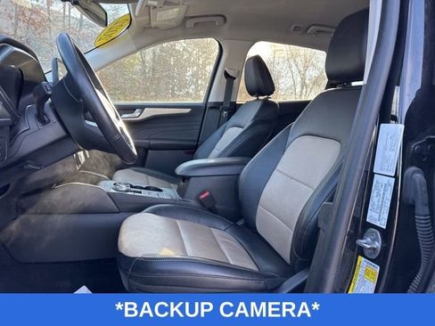Used 2022 Ford Escape Titanium w/ Titanium Premium Package image 6
