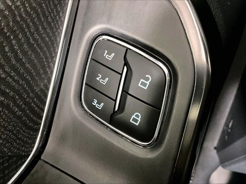 Used 2021 Ford F150 Platinum w/ Equipment Group 701A High AWD/4WD image 34