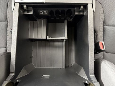 Certified 2024 Toyota Tundra SR5 w/ TRD Off-Road Package image 31