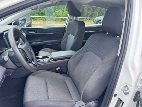Used 2025 Toyota Camry LE FWD image 12