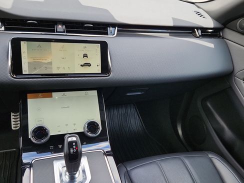 Certified 2023 Land Rover Range Rover Evoque R-Dynamic S AWD/4WD image 23