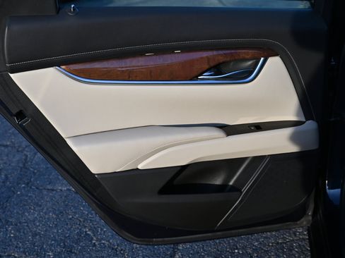 Used 2019 Cadillac XTS Luxury w/ Driver Awareness Package image 44