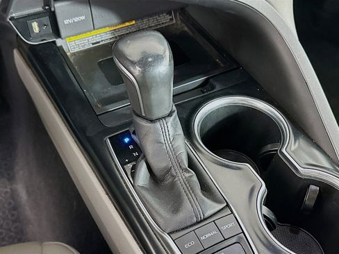 Used 2018 Toyota Camry XSE w/ Audio Package image 24