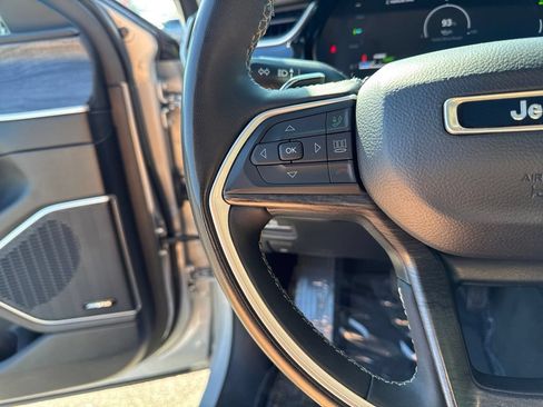 Used 2024 Jeep Grand Cherokee Limited 4xe AWD/4WD image 24