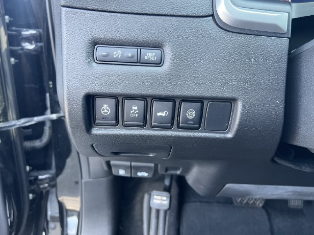 Used 2023 Nissan Murano SL w/ SL Moonroof Package FWD image 18