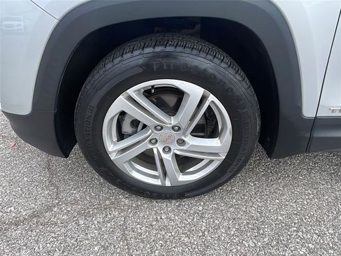 Used 2019 GMC Terrain SLE w/ Driver Convenience Package image 10