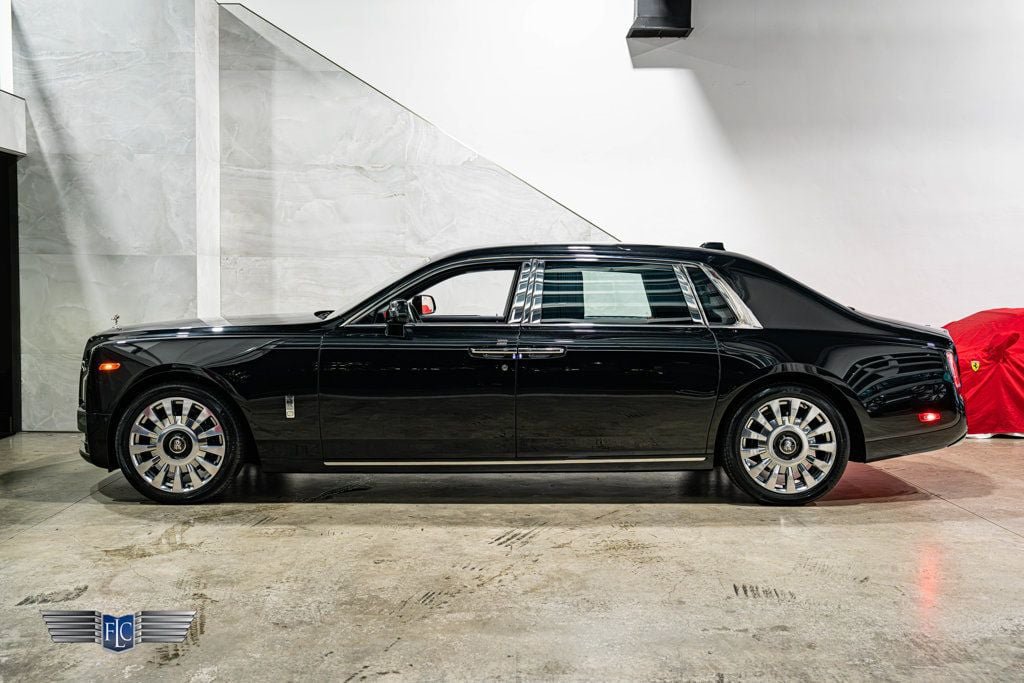 Used 2020 Rolls-Royce Phantom Extended Wheelbase RWD image 11