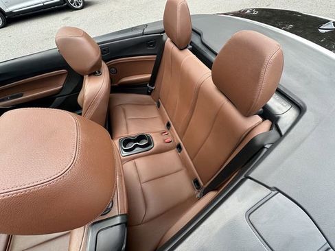 Used 2017 BMW 230i Convertible image 42