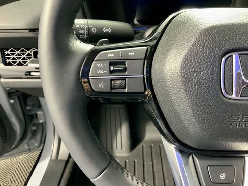 Used 2025 Honda Accord Touring image 26