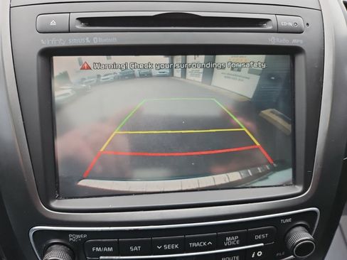 Used 2014 Kia Sorento SX w/ 3rd Row Package FWD image 43