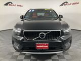 Used 2020 Volvo XC40 T5 Momentum w/ Premium Package image 2