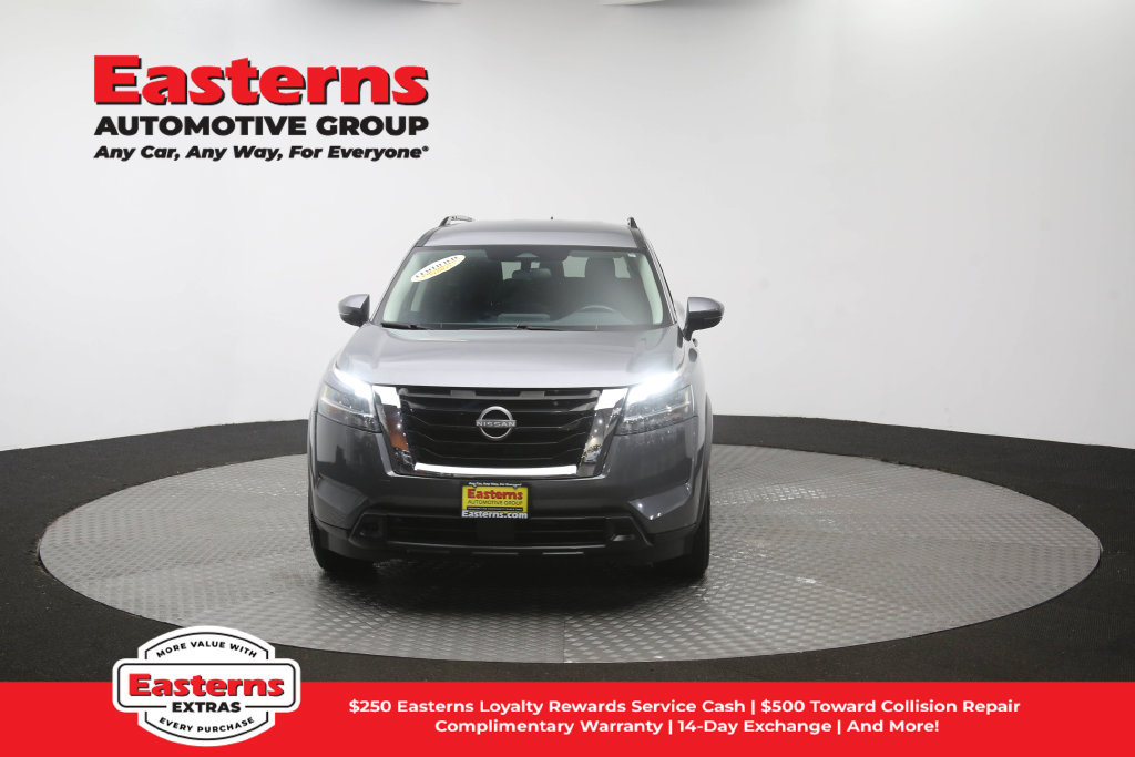 Used 2022 Nissan Pathfinder SV FWD image 54