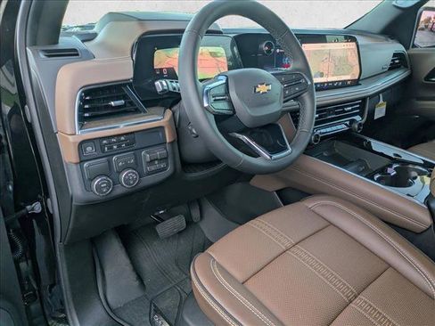 New 2026 Chevrolet Suburban High Country w/ LPO, Illumination Package image 3