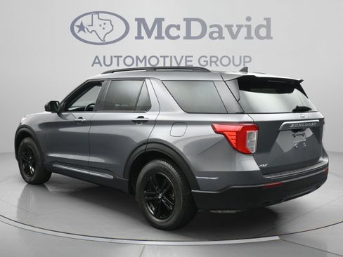 Used 2021 Ford Explorer XLT RWD image 6
