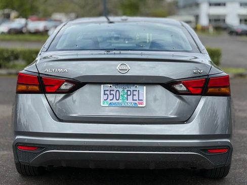 Used 2021 Nissan Altima 2.5 SV image 4