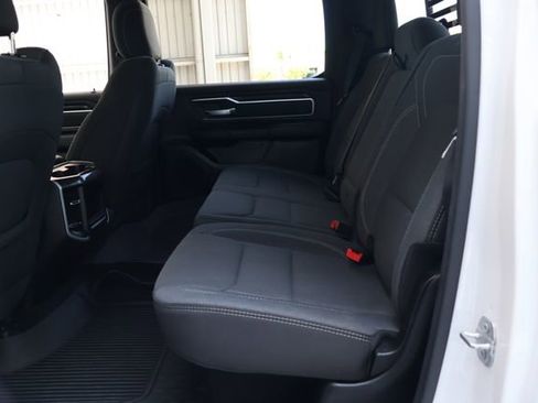 Used 2022 RAM 1500 Big Horn AWD/4WD image 15