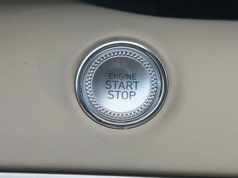 Used 2023 Genesis GV70 2.5T w/ Select Package image 28