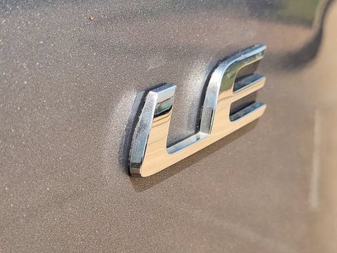 Used 2025 Toyota Corolla LE FWD image 7