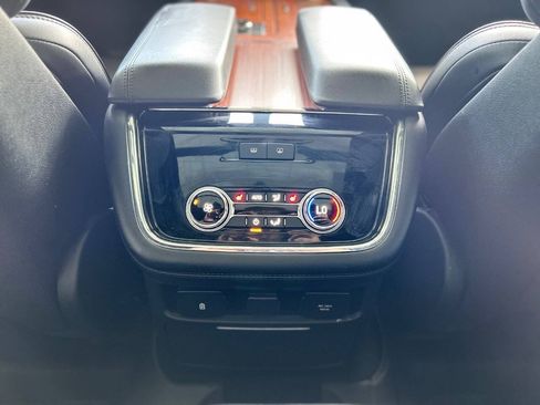 Used 2018 Lincoln Navigator L Reserve w/ Technology Package AWD/4WD image 82