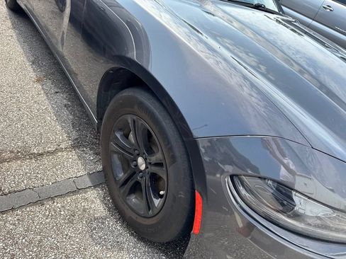 Used 2022 Dodge Charger SXT RWD image 4