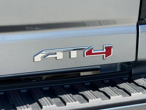 New 2026 GMC Sierra 2500 AT4 w/ AT4 Premium Plus Package AWD/4WD image 23