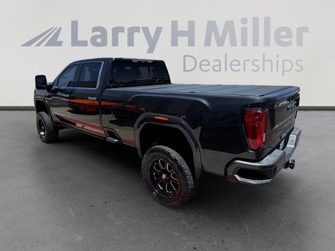 Used 2020 GMC Sierra 3500 Denali w/ Denali Ultimate Package AWD/4WD image 3