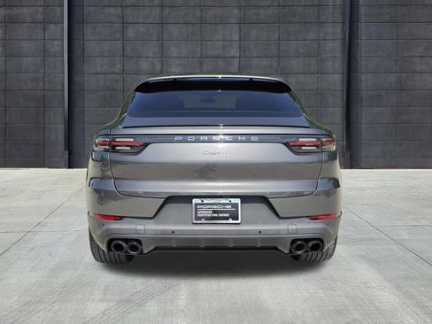 Certified 2023 Porsche Cayenne Coupe AWD/4WD image 9