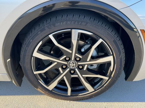 New 2026 Toyota Prius Plug-In Hybrid image 15