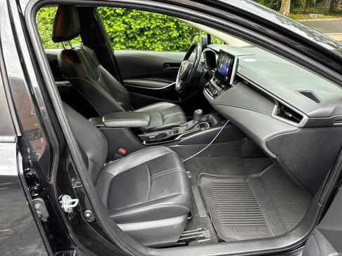 Used 2022 Toyota Corolla LE w/ Premium Interior Package FWD image 26