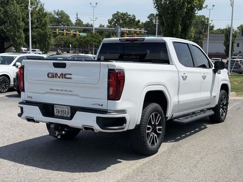 Used 2025 GMC Sierra 1500 AT4 w/ AT4 Premium Package AWD/4WD image 18