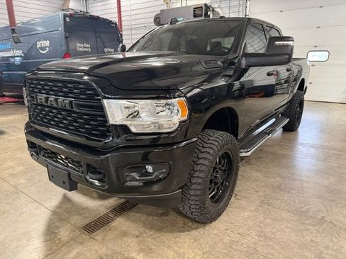 Used 2024 RAM 2500 Big Horn AWD/4WD image 42